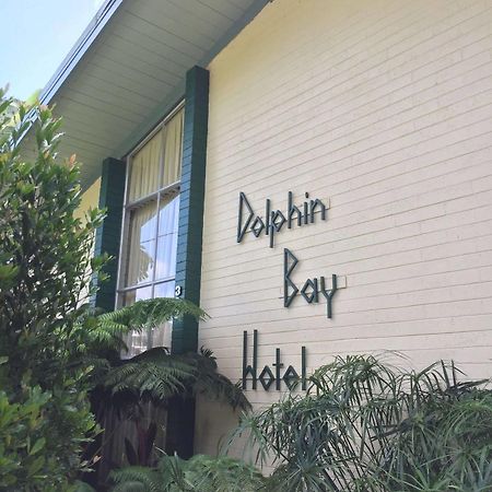 Dolphin Bay Hotel Hilo Exterior foto