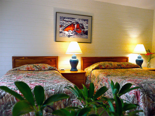 Dolphin Bay Hotel Hilo Exterior foto